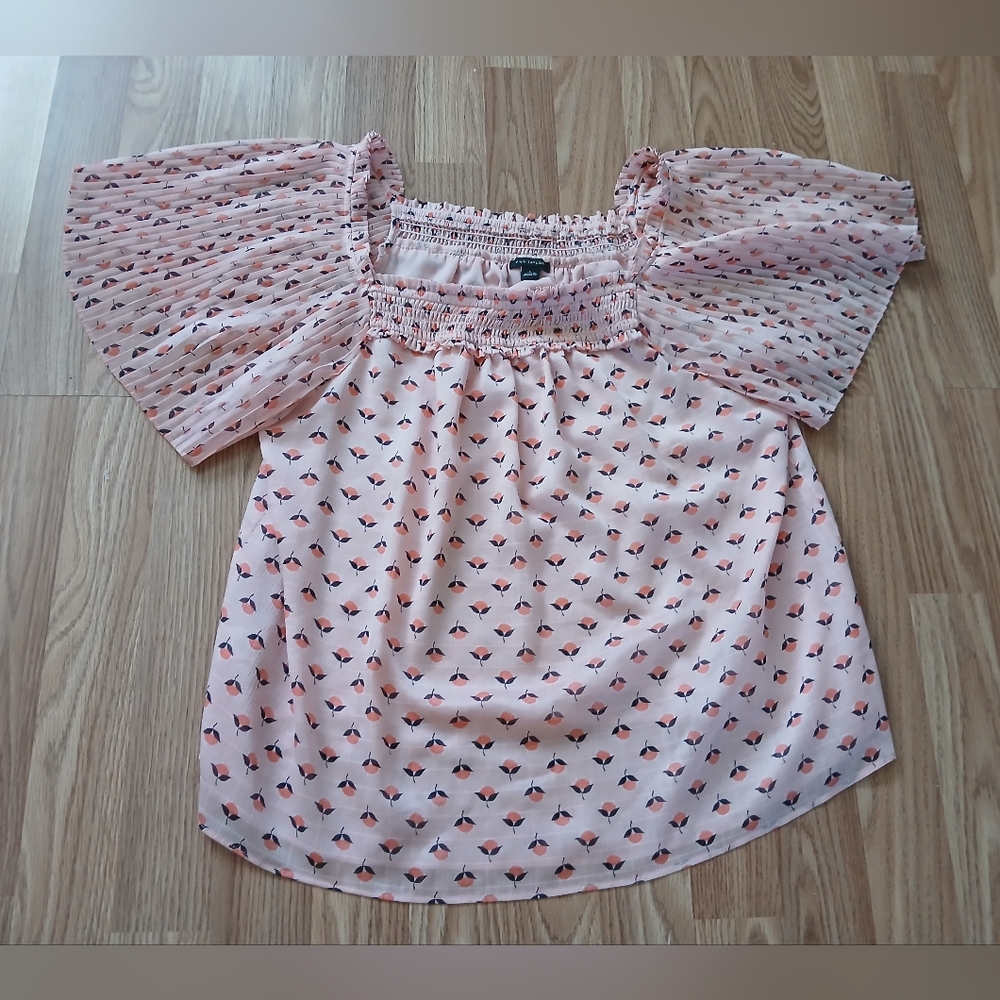 Ann Taylor Floral Pink Women's Top